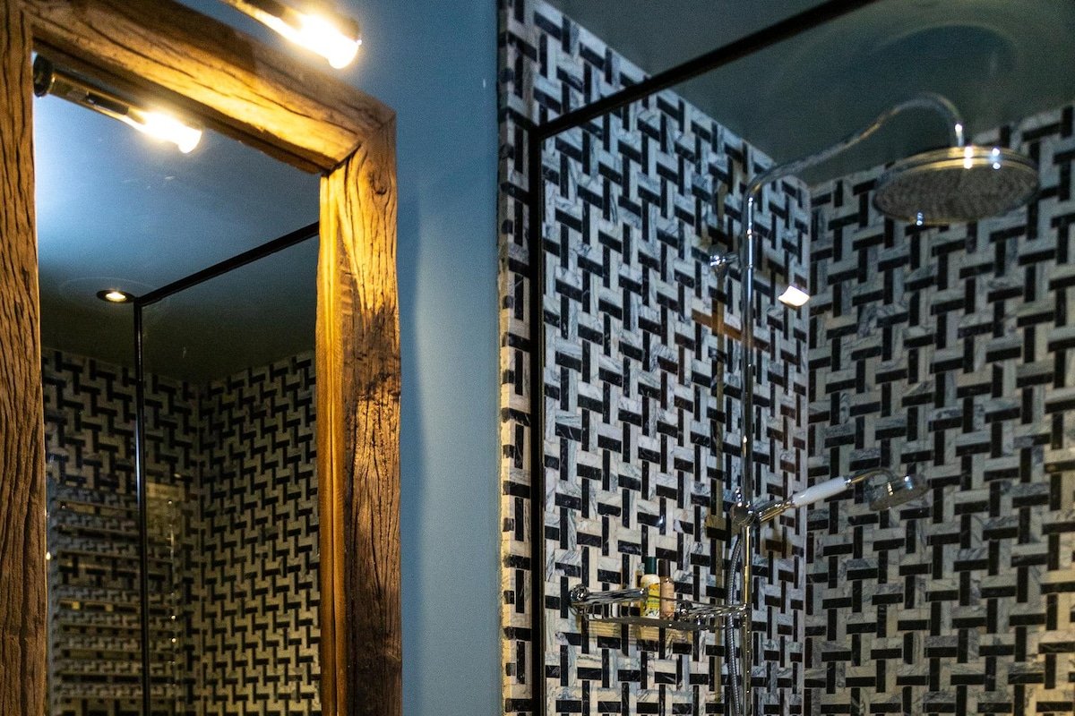 Luxury 3-Bedroom Golf Villa (6D) gallery image 2