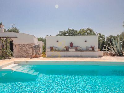 TD Trulli Chiara Tastefully Decorated with Pool
