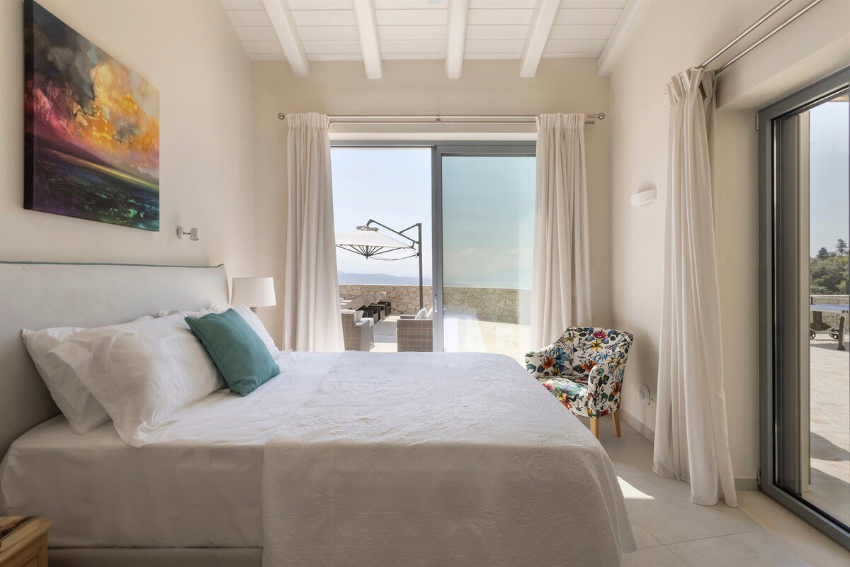 Khaleesi gallery image 2