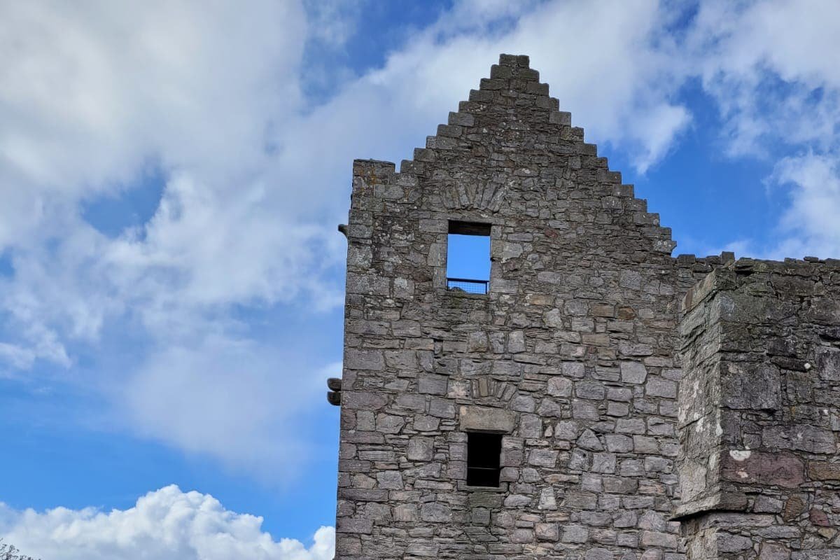 Rare Old town Georgian beautiful airfilled escape gallery image 5