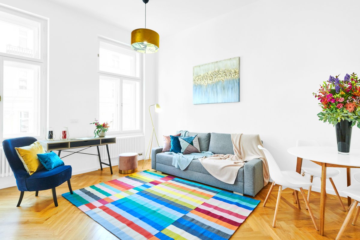 Bright Old Town 2-bedroom Apartment 4A