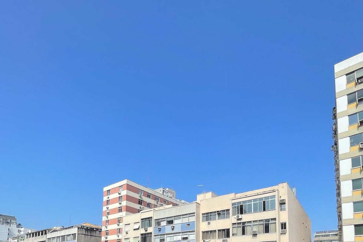 Três Suítes, segunda quadra da praia gallery image 3