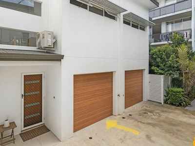 Fox Townhouse (SEQ) – 2 bedroom 2 bathroom