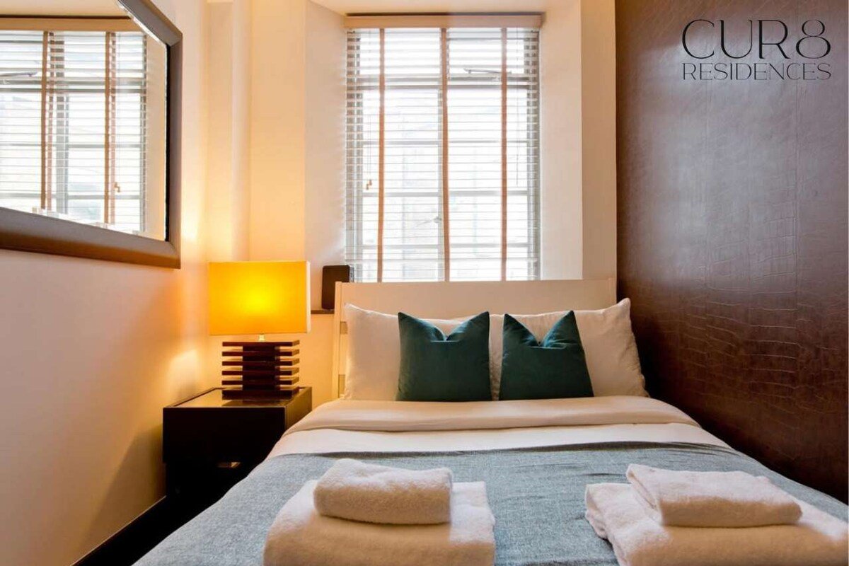 Prestige Sloane Street w/AC near Harrods gallery image 4