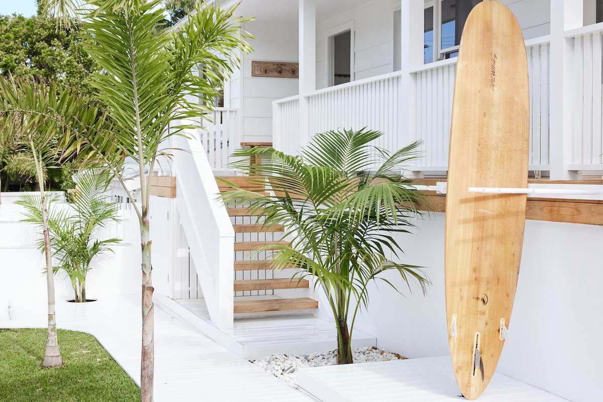 Picadilly Palms – Luxe Byron home at The Pass gallery image 5