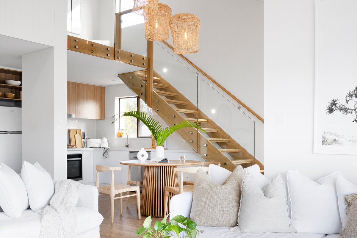 The Loft – 800m to Hastings Street!