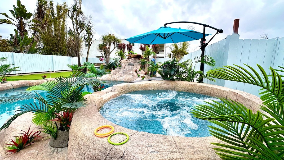 PointLoma luxury-walk to Beach/Pool/Spa/Game/10+pp gallery image 3