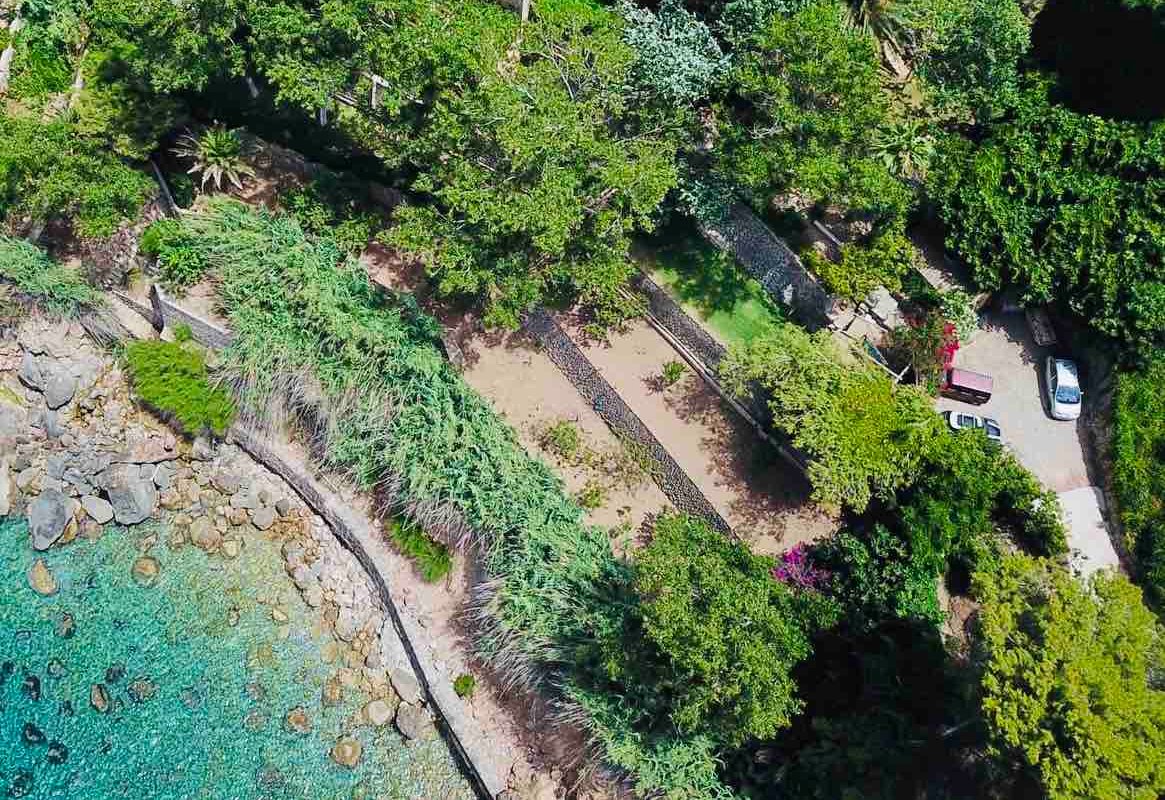 Es Racó d’Alconàsser. Unique, overlooking the sea gallery image 3