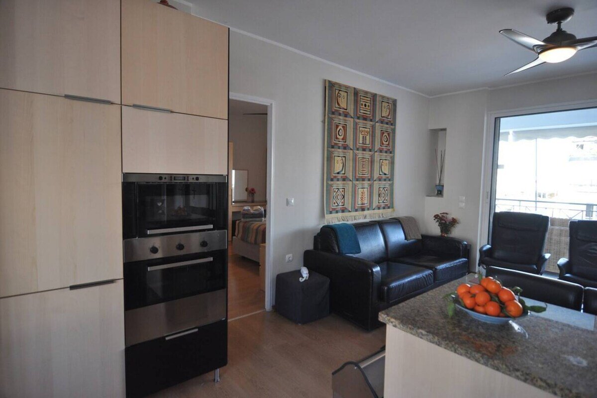 Acropolis Blue 4 Bd 4 Ba, all ensuite baths gallery image 4