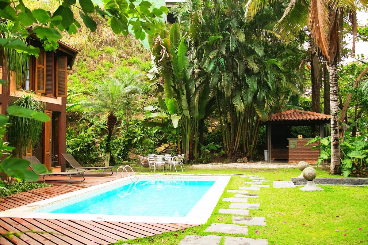 Charme e Aconchego na Joatinga, Pertinho da Praia! gallery image 4