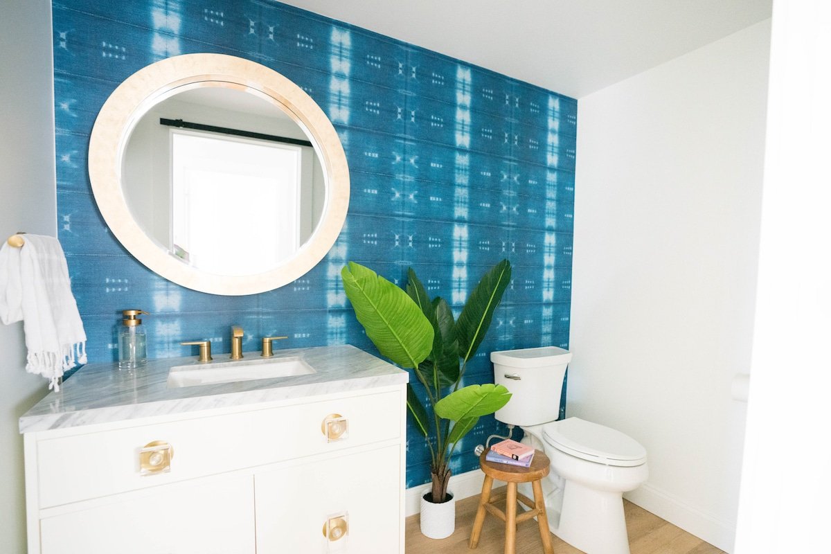 Oversized + Airy | walk to beach~ocean views~yard gallery image 5