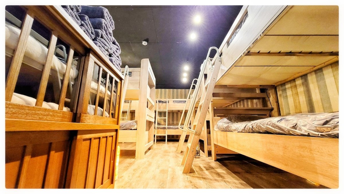 駅徒歩1分、最大22名様までご宿泊可。ご友人や家族との素敵な時間に！歓送迎会に！Wi-Fi有。 gallery image 4