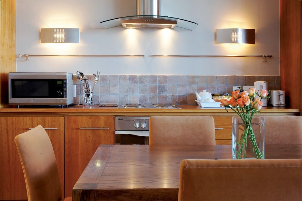 Pool with views No Loadshedding gallery image 3