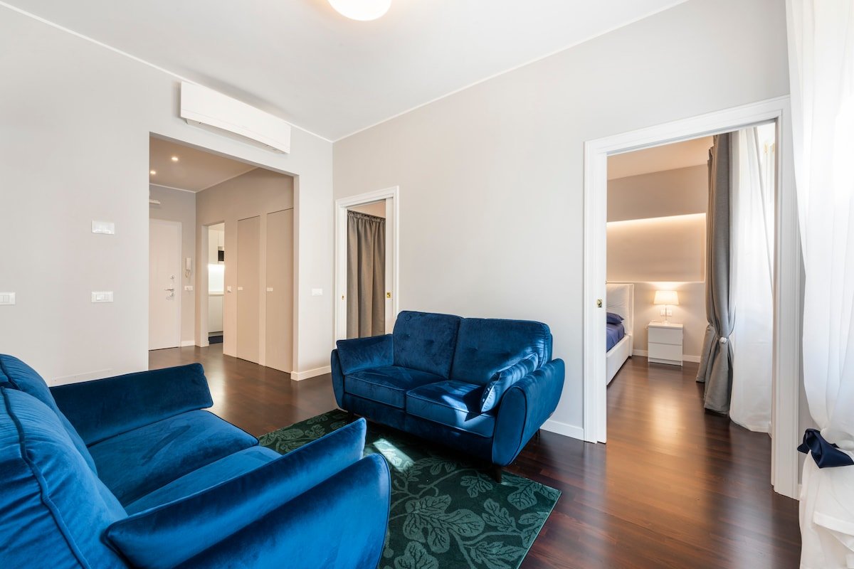 Firenze Rentals Luxury Ponte Vecchio I gallery image 3