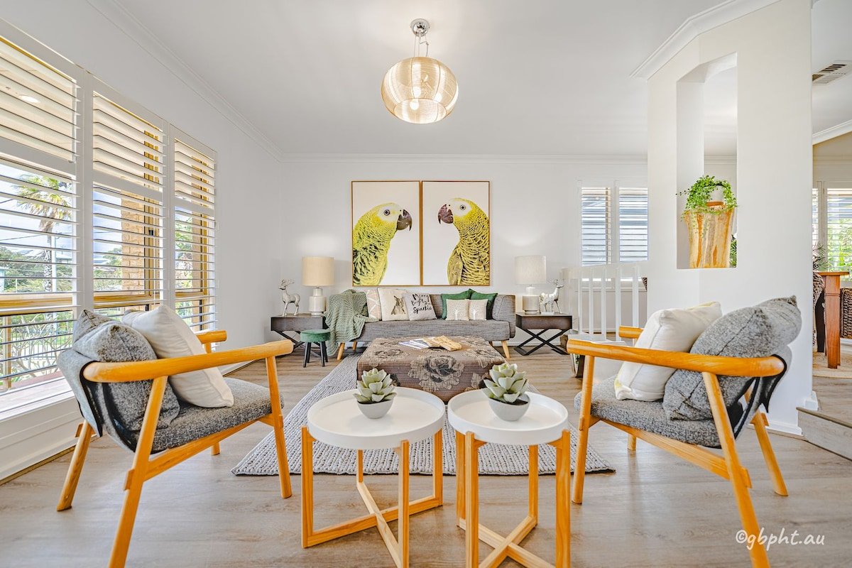 Falcon Family Oceanside Haven gallery image 4