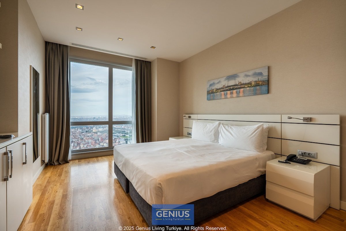 Lux 2 Bedroom Apartment | 40+ Floors | Sea Vw gallery image 5