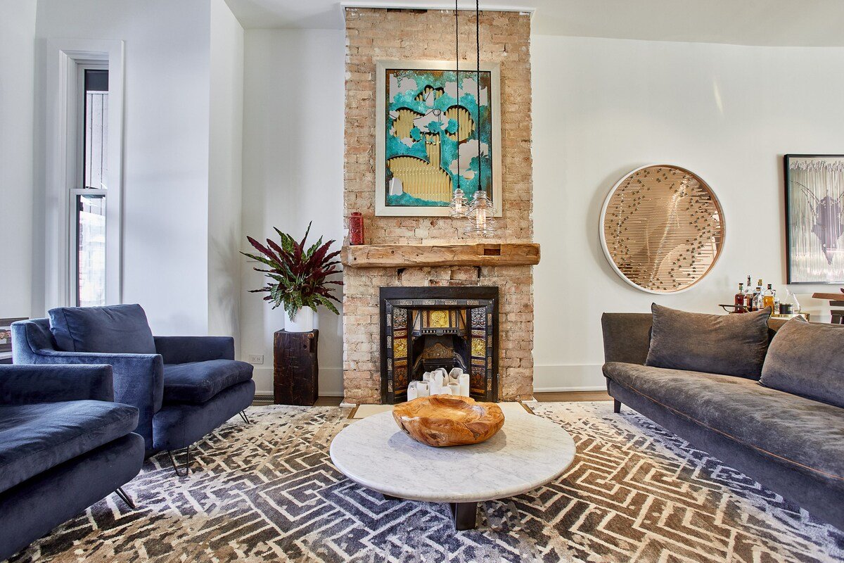 The Robert House: Masterpiece in Harbord Village gallery image 4