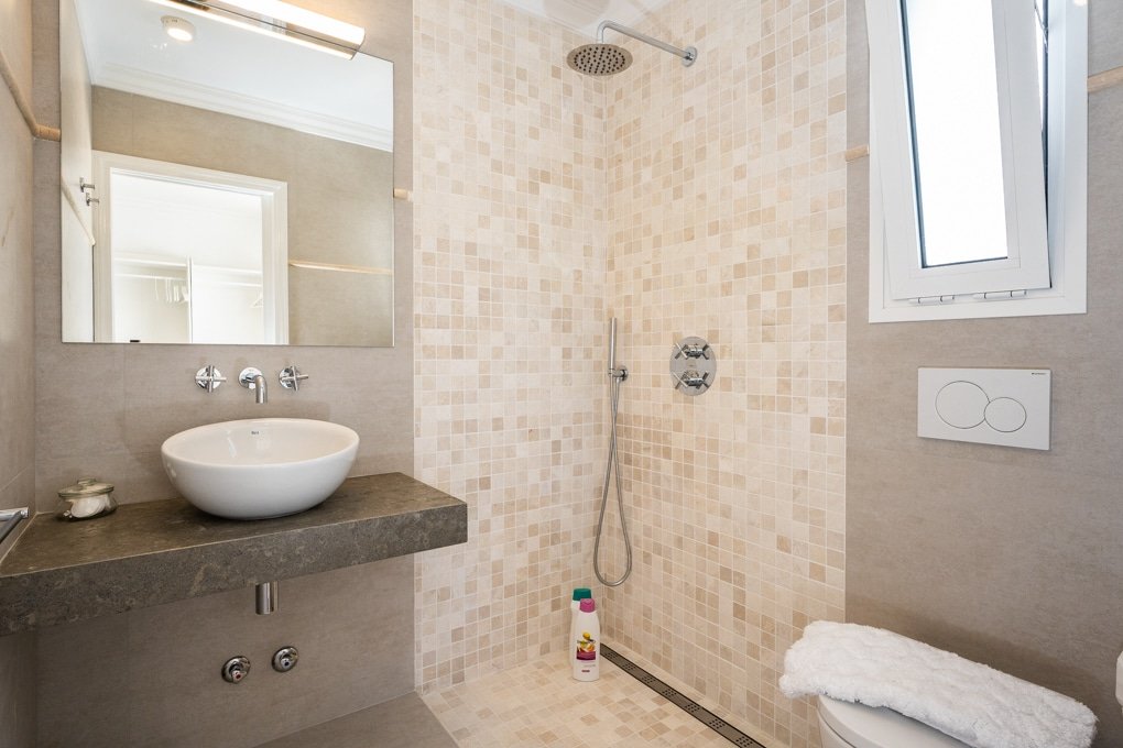 Casa recién reformada en Son Ganxo, 4 habitaciones gallery image 4