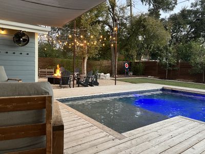 Urban Oasis – Pool Walk to Restaurants, Downtown