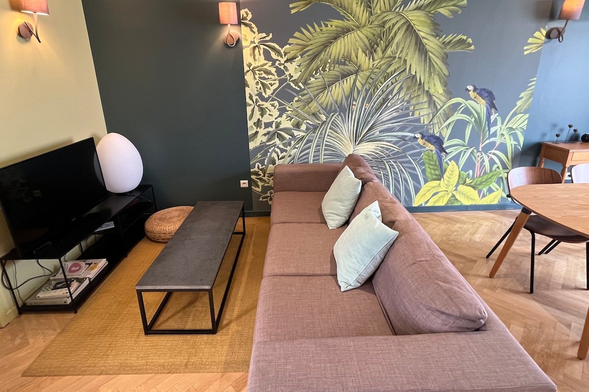 Terrasse&vue sur Lyon/Fourvière-2ch-Climatisé gallery image 3