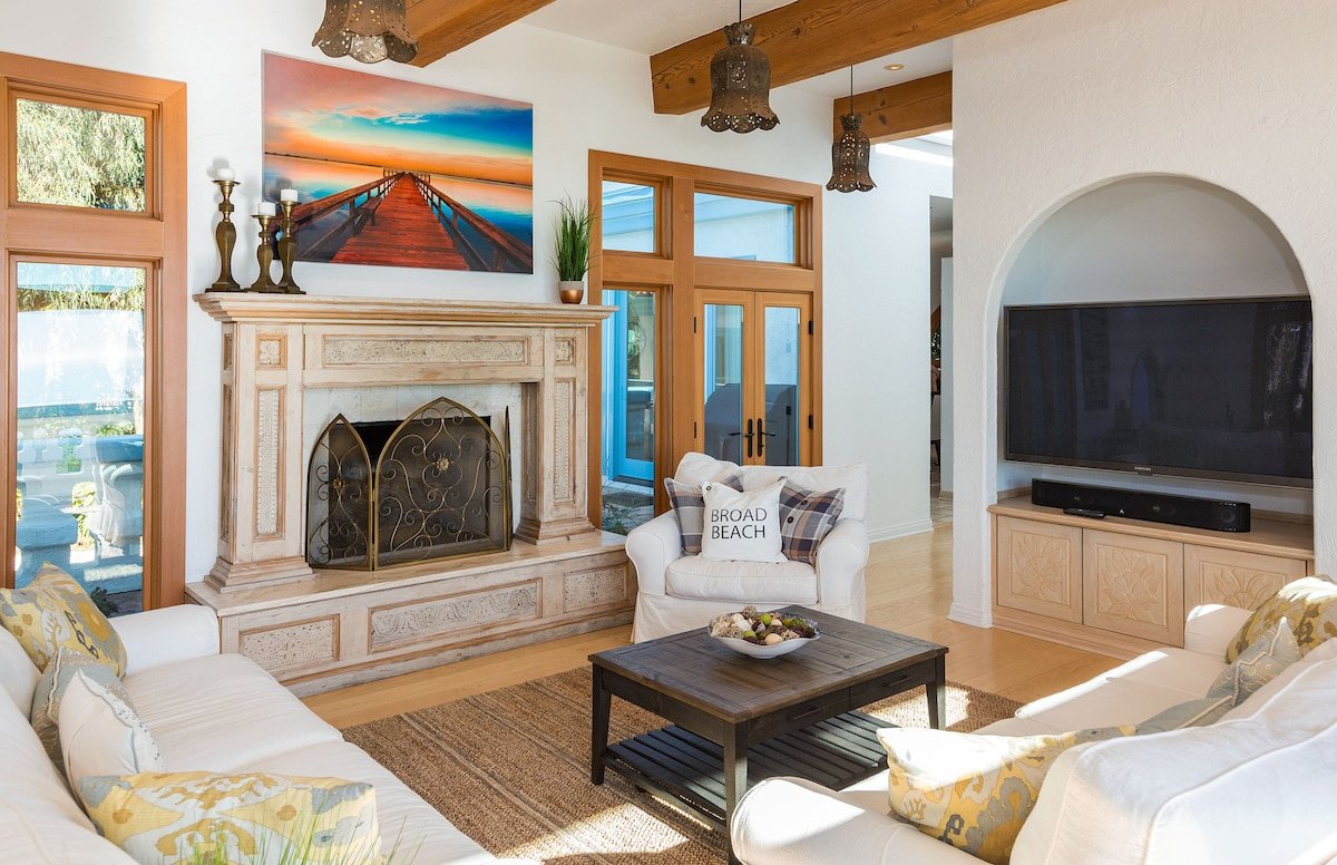 Malibu Broad Beach Ocean View steps to sands gallery image 5