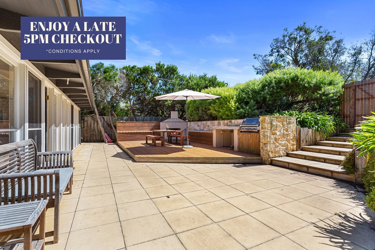 The Hideaway Sorrento – close to Sorrento shops