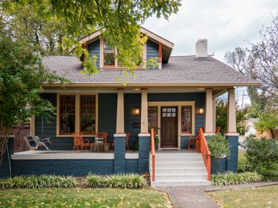 Charming Music Row 20s Bungalow in 12 South