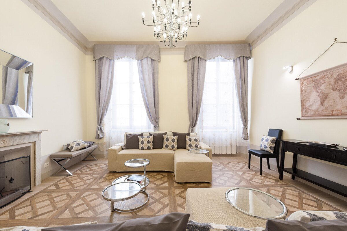 Supercomfort: 3+1 bdrms 4baths Duomo 0,14mi =230 m gallery image 4