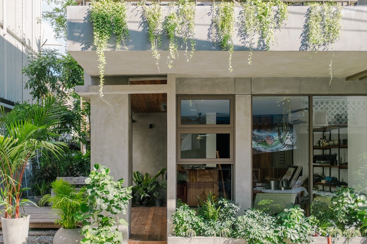 APT476 | 2nd Fl. + 3rd Fl. | 1min walk to Subway gallery image 2