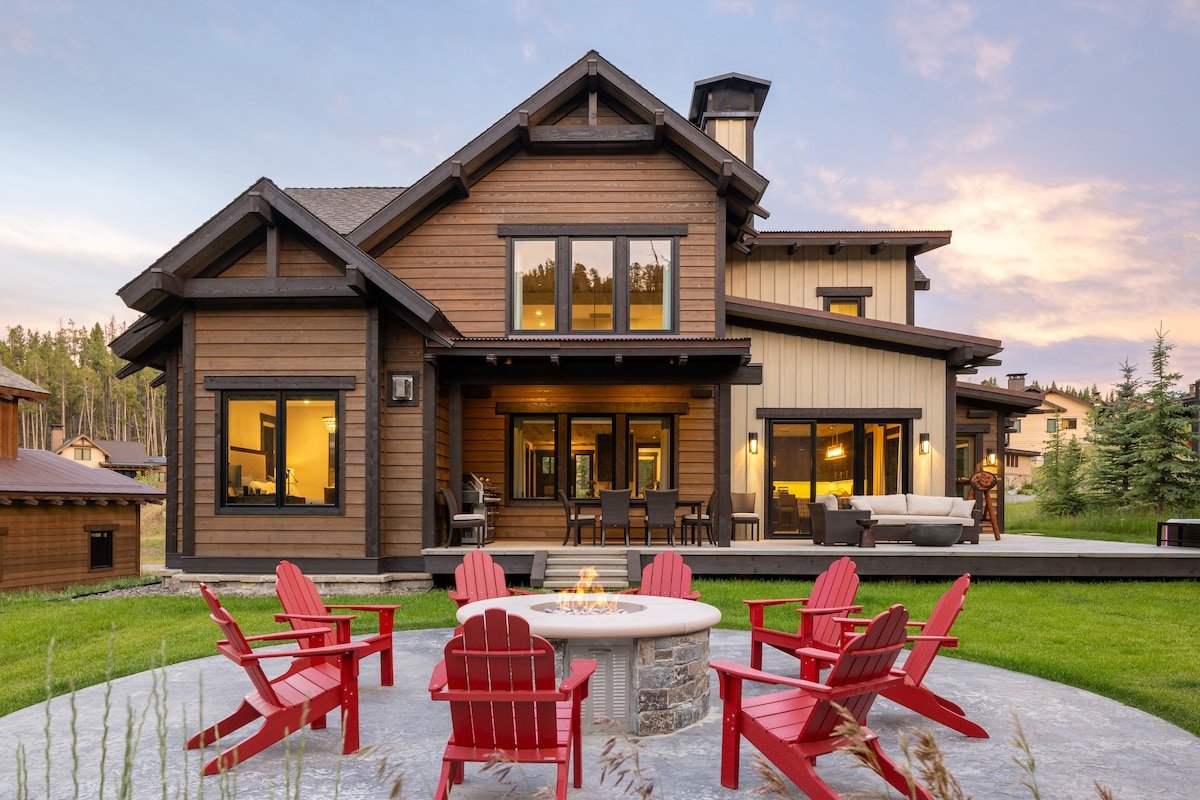 Spanish Peaks Ski-In/Out | Hot Tub + Firepit