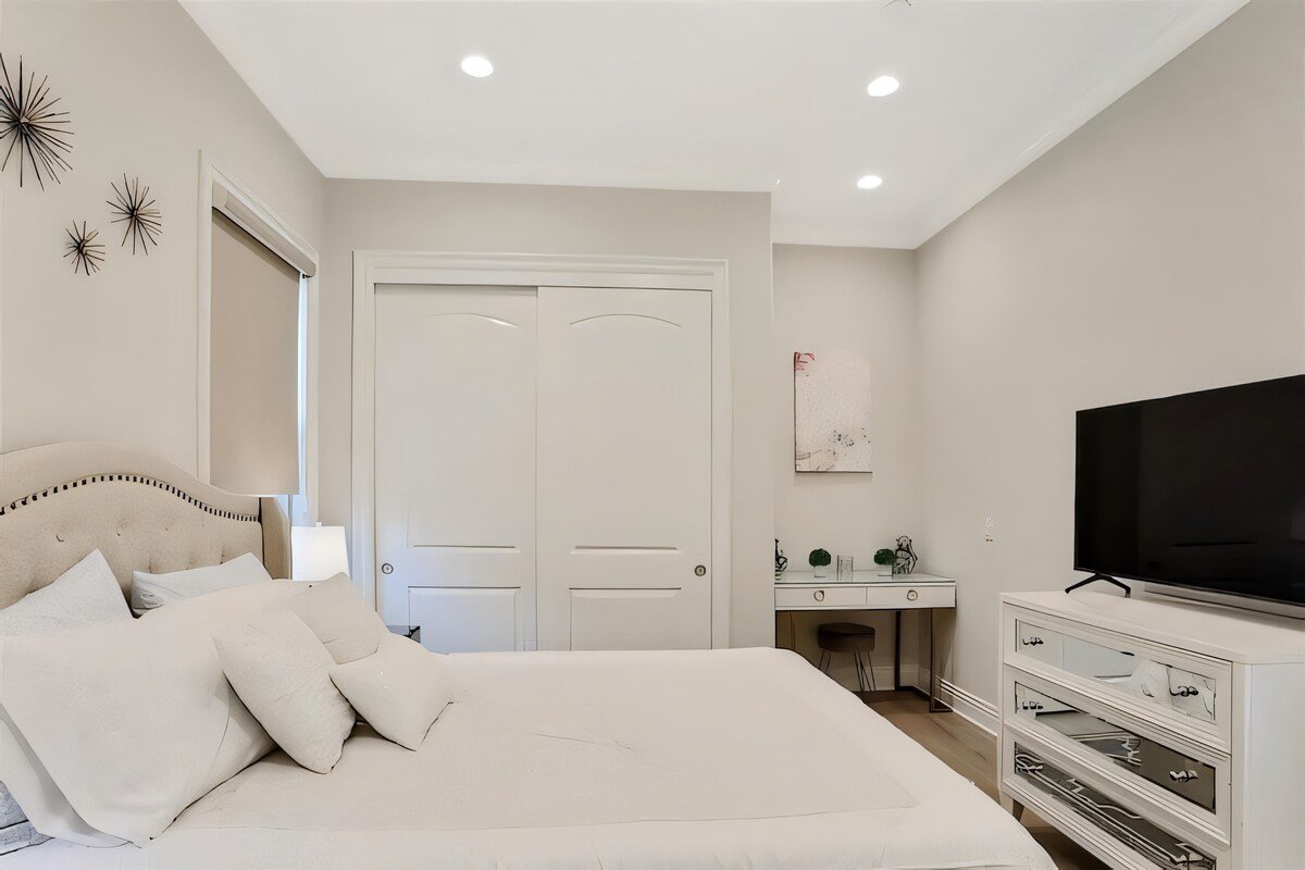 Luxury Two-Story Home with Pool gallery image 4