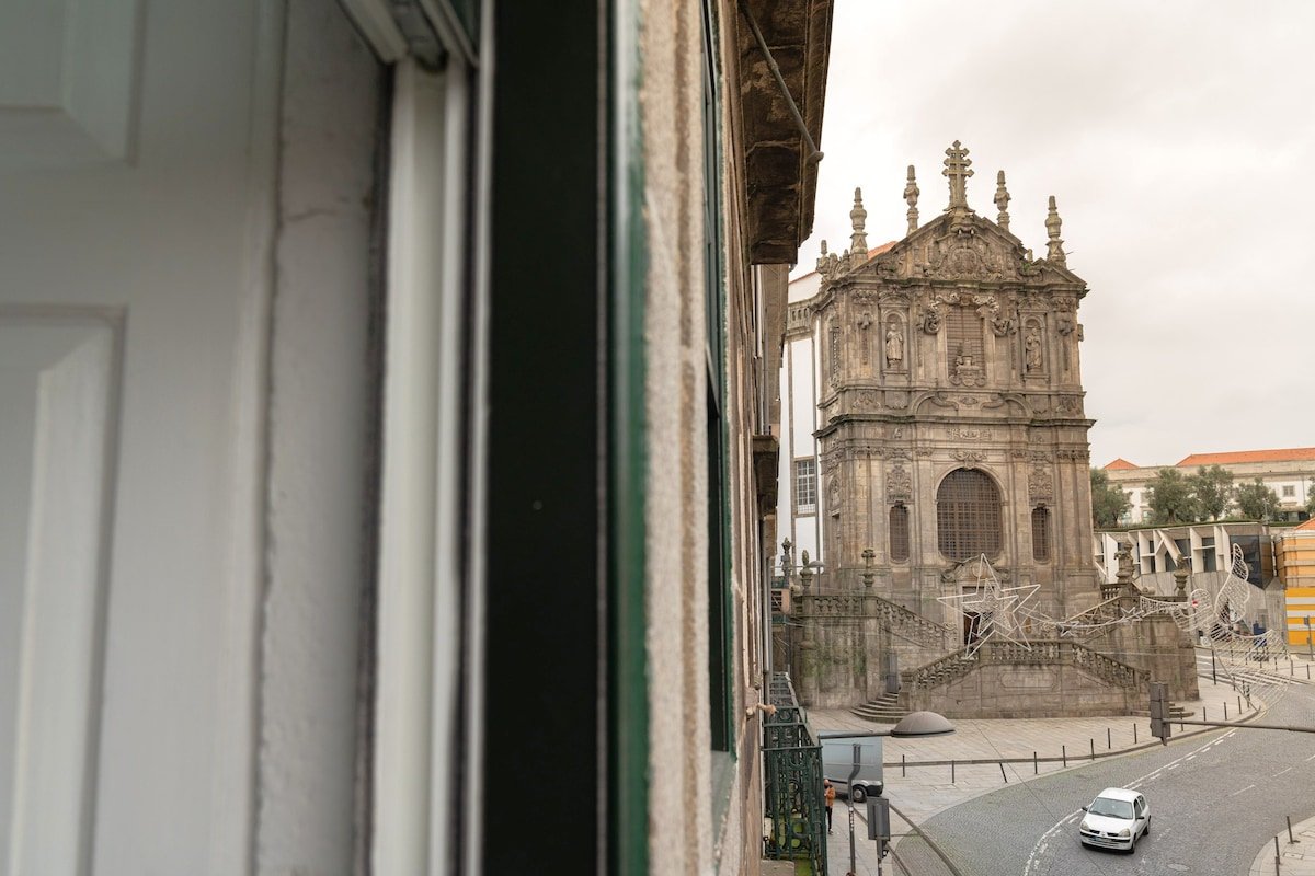 Clerigos Townhouse Porto by PCH gallery image 3