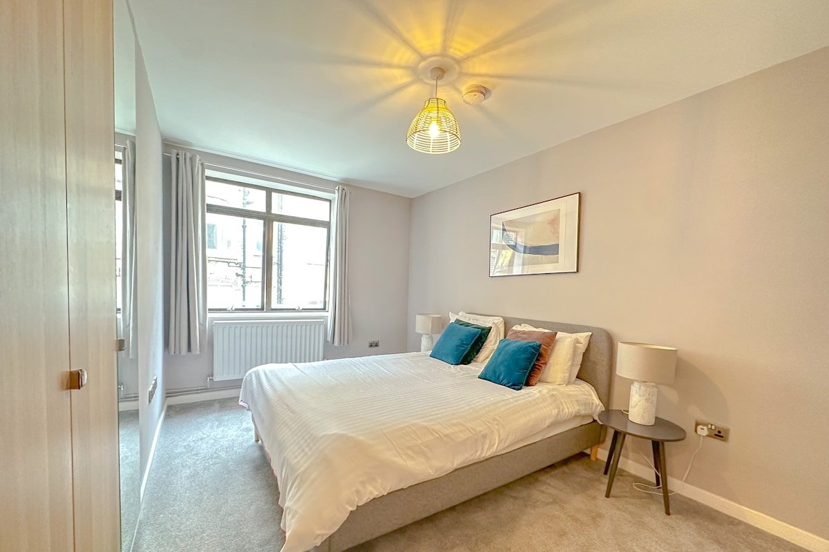 Spacious 3Bed Baker St/2bath gallery image 3