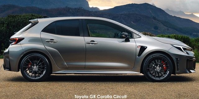 TOYOTA GR COROLLA 1.6T CIRCUIT A/T (5DR) - 36 