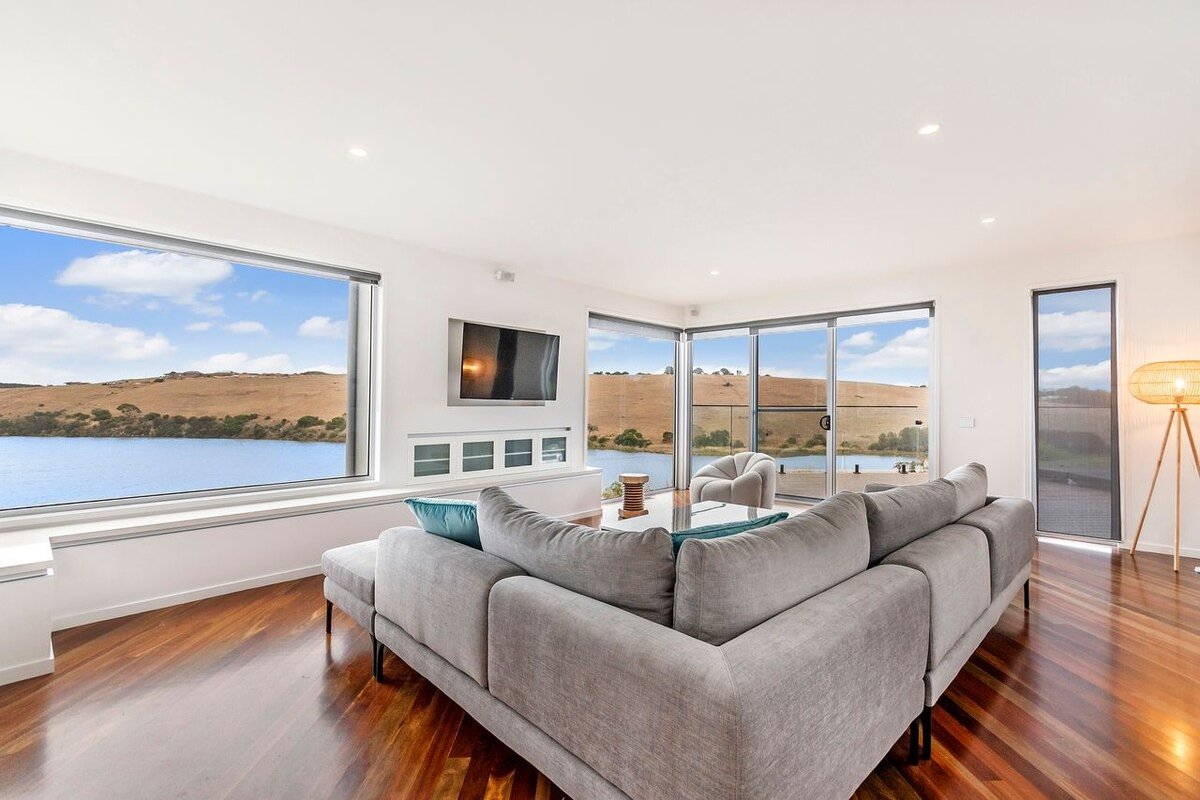 River Reveal gallery image 3