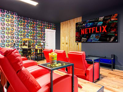 Sleeps 20! | Asheville Oasis | Theater | Sauna