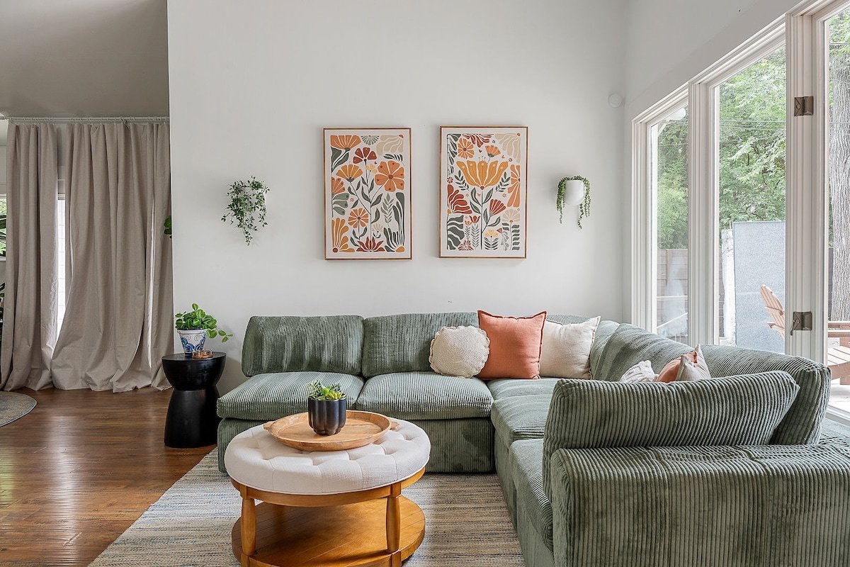 Heated Private Pool-Lakewood Highland Park No 5946 gallery image 3