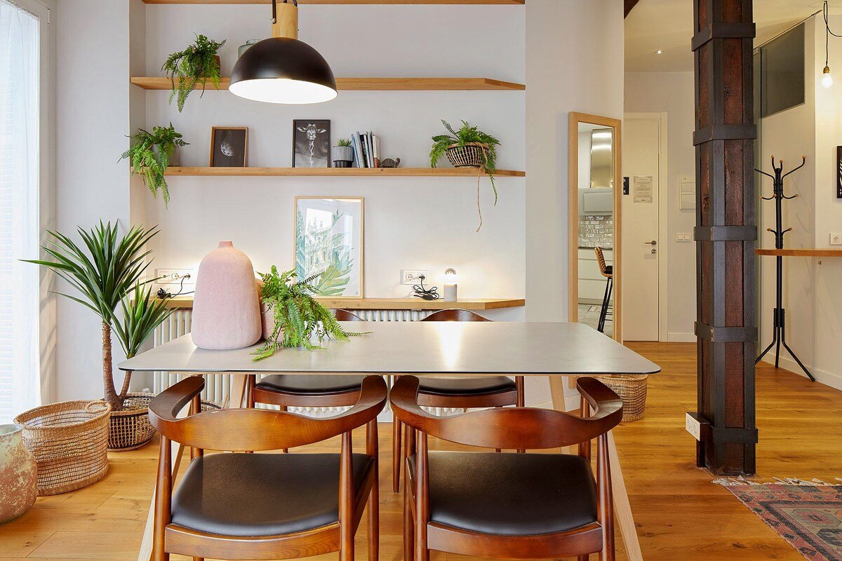 ♥︎ Heart of Midtown ⎮⎮ 5 balconies⎮⎮Walk Score 99 gallery image 2