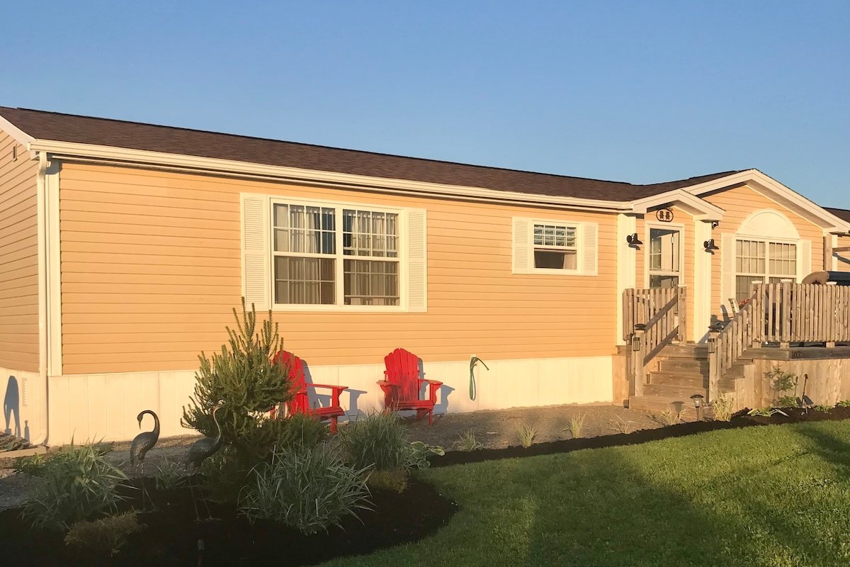 3bedroom cottage beside prestigious Aboiteau Beach gallery image 2