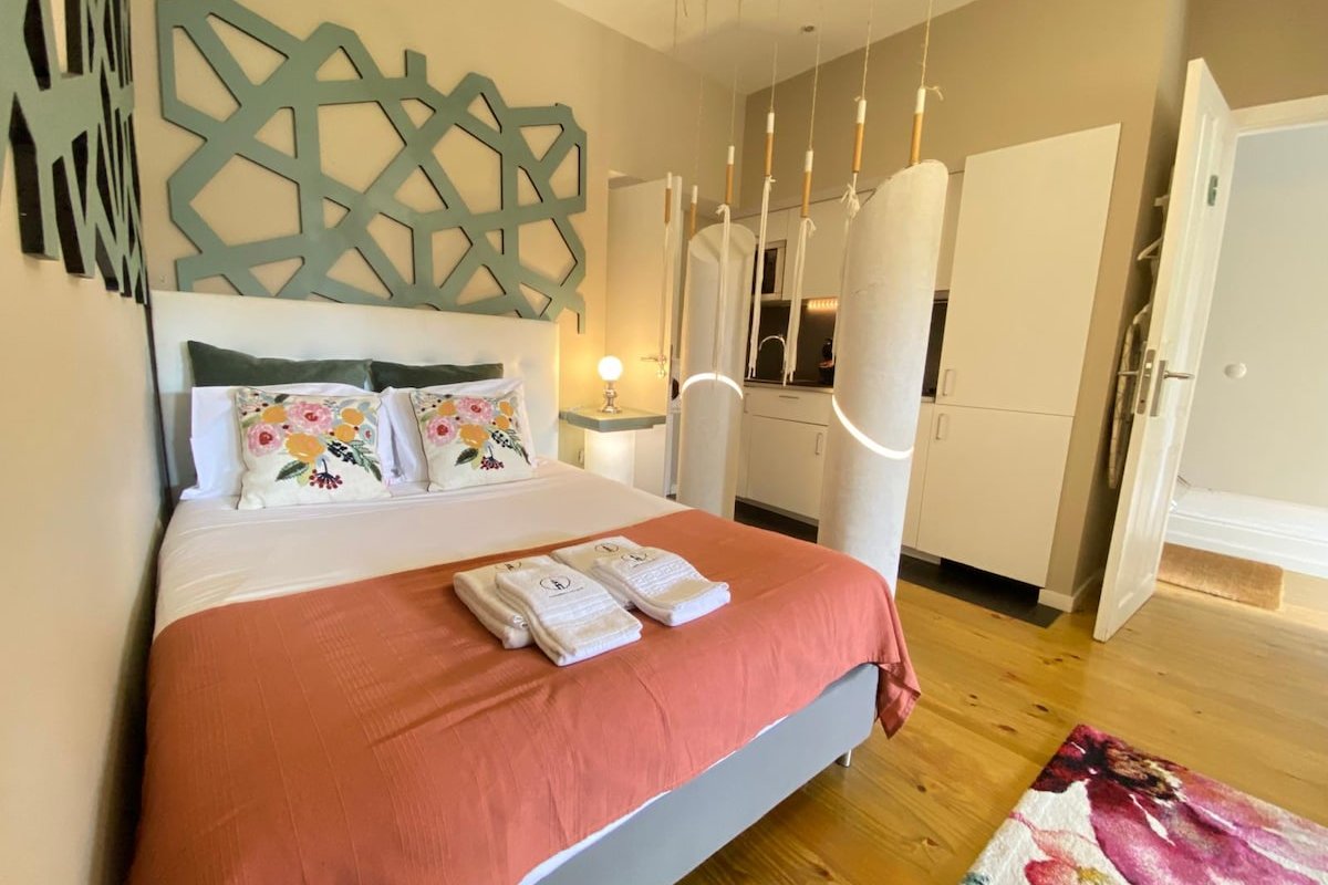 Cedofeita Village in Porto – Terraces and Garden gallery image 5