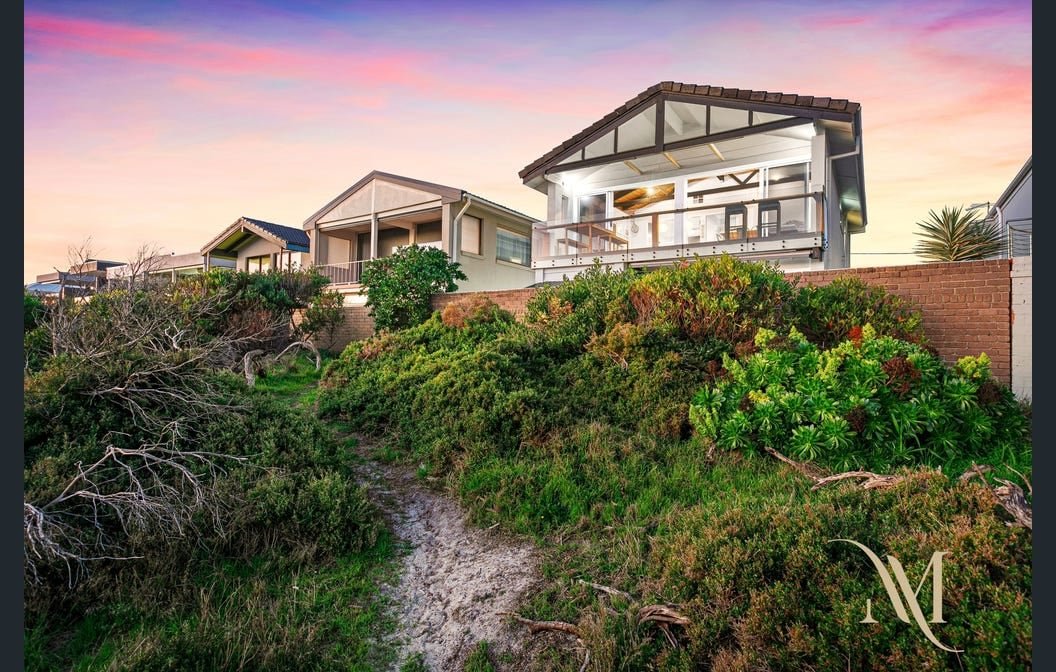 Gate Access to the Beach gallery image 5