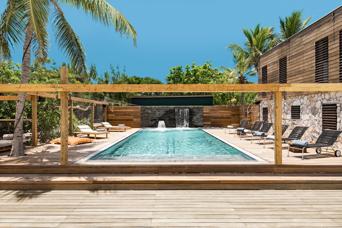 Silver Sands gallery image 2