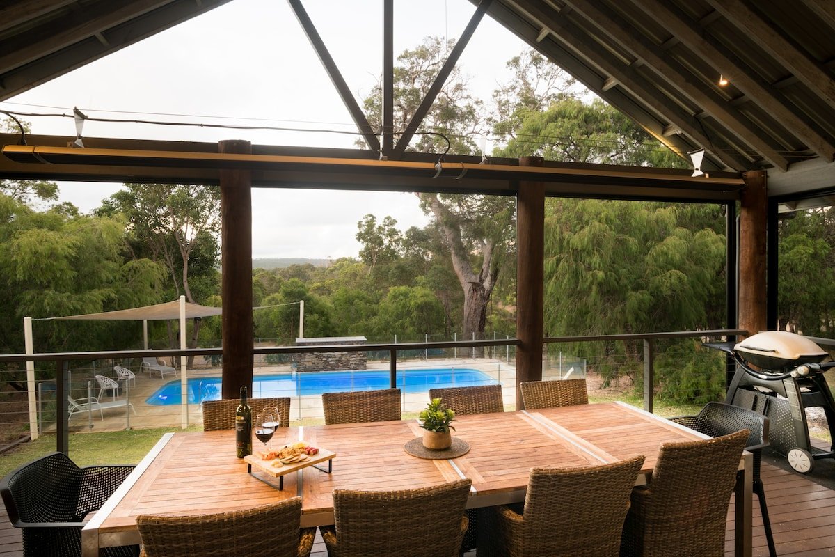 Sky View—Elevated Estate with Resort-Style Pool gallery image 3