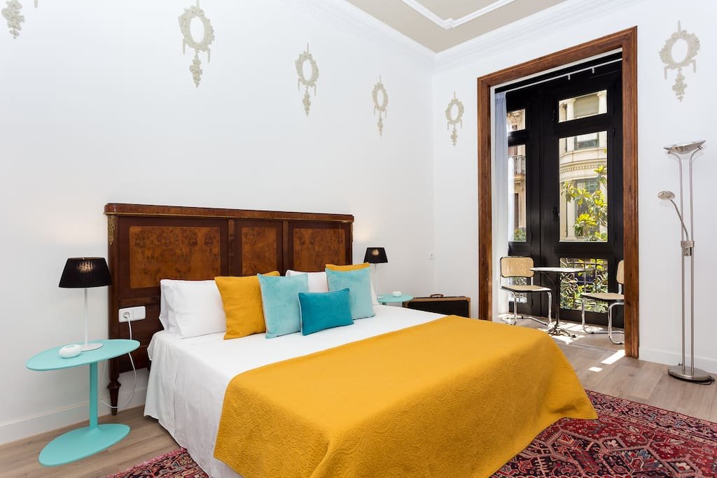 Luxury 4bdr in Gracia gallery image 3