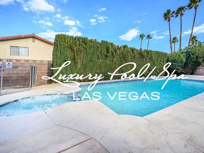 Vegas Retreat! Heated pool/spa near airport/Strip!