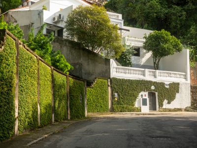 Casa charmosa com piscina e vista deslumbrante