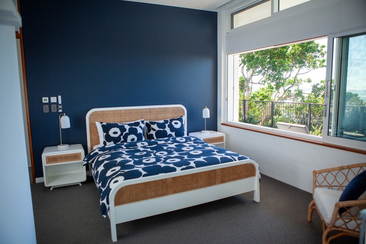 The Pool House – 3 bed 3 bath, ocean views, pool gallery image 5