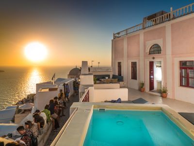 Sunset villa in Oia