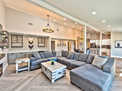 777Rentals – 7BR/4.5BA – Southwest Ranch