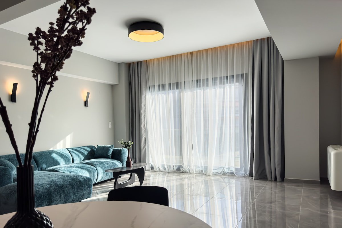 Villa 8 Family suite 3 beds and balcony gallery image 5